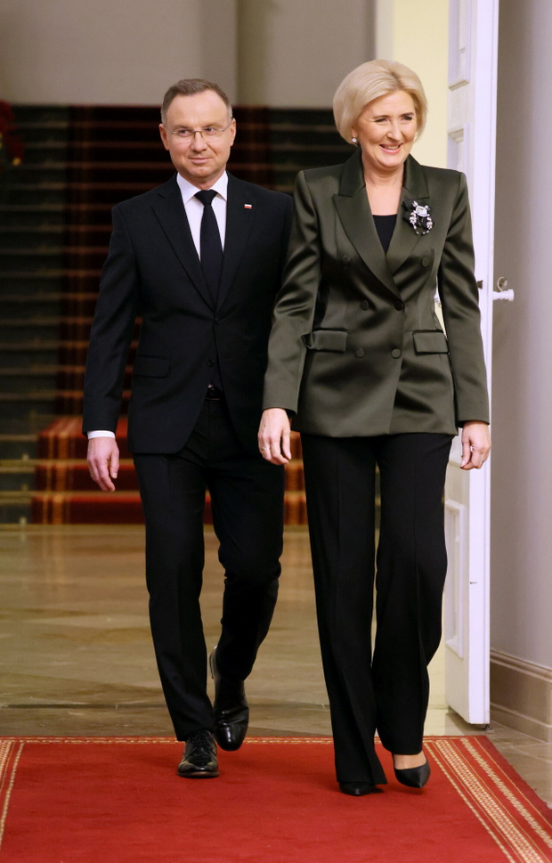 Agata Duda zachwyciła stylizacją na świątecznym spotkaniu