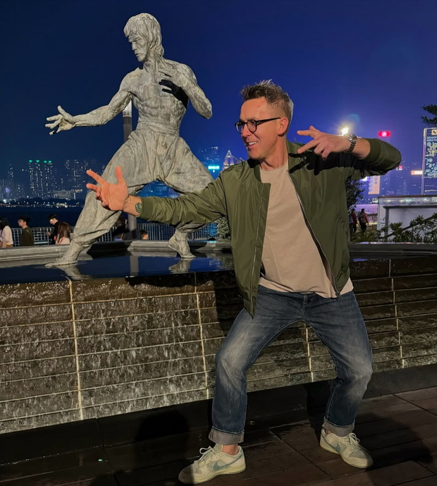Maciej Kurzajewski w Hongkongu