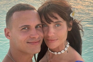 Mateusz z Love Island kupił pierścionek zaręczynowy dla Karoliny Gilon?