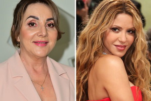 Danuta Martynik, Shakira