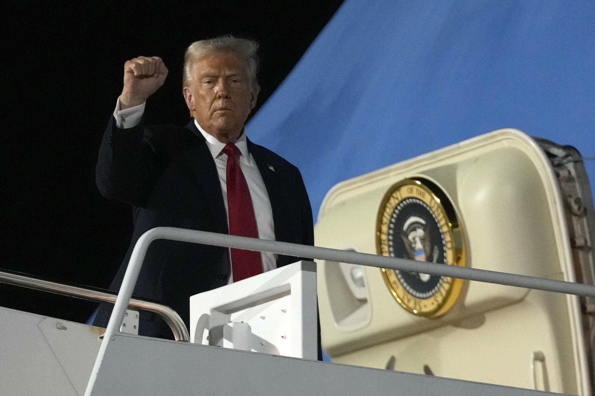 Donald Trump z rodziną na Super Bowl