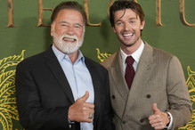 Patrick Schwarzenegger zagrał nagą scenę w "Białym Lotosie"