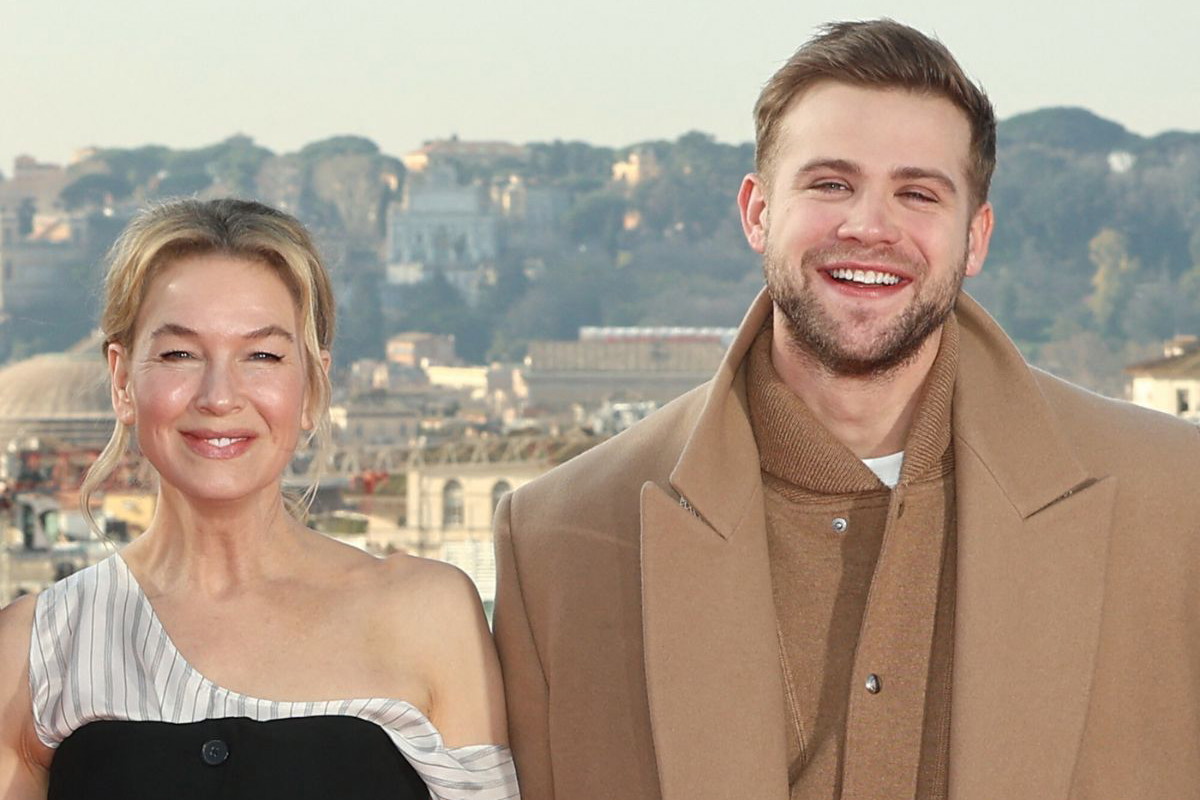 Renée Zellweger i Leo Woodall