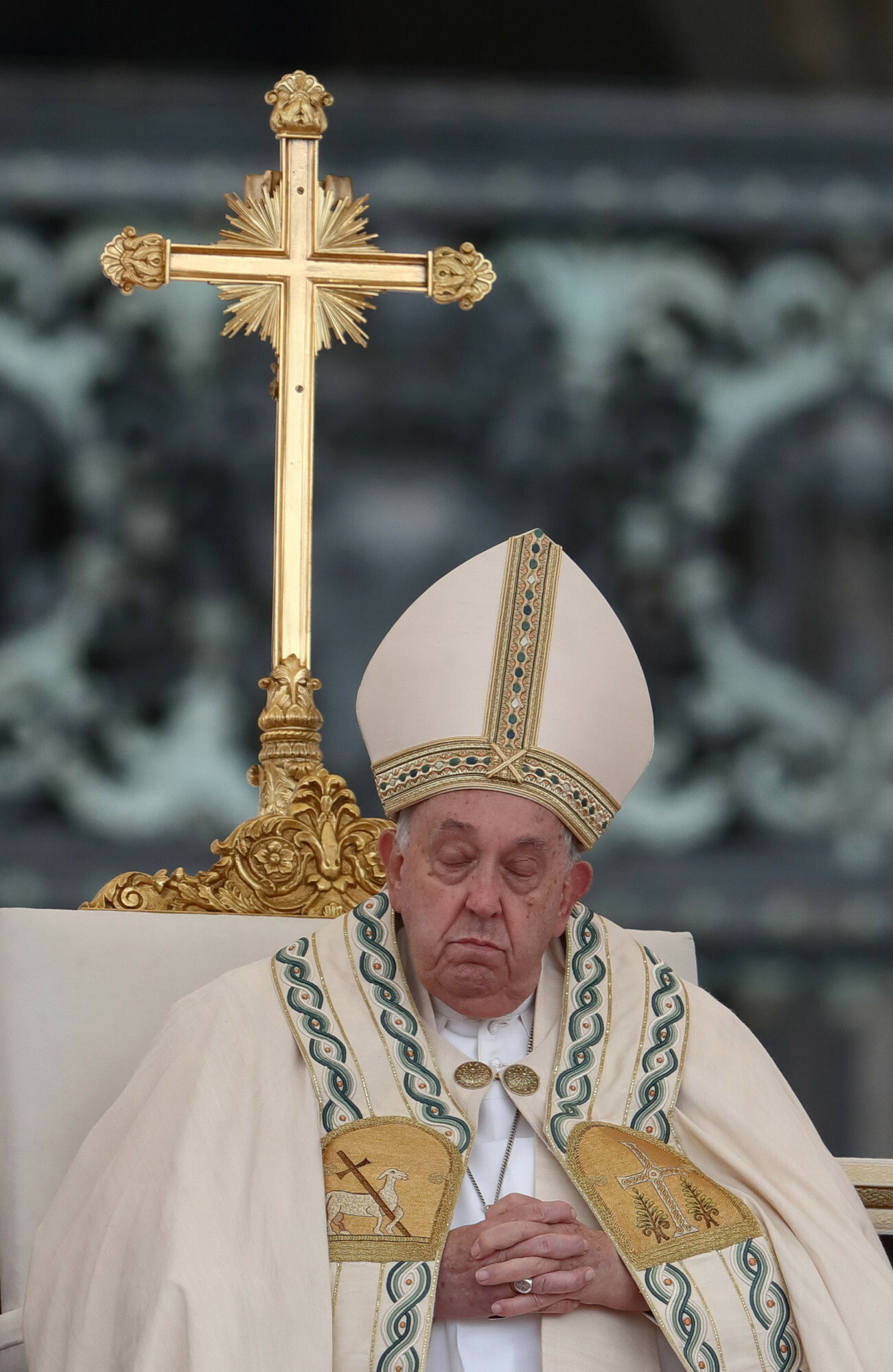Papież Franciszek zwołał kardynałów