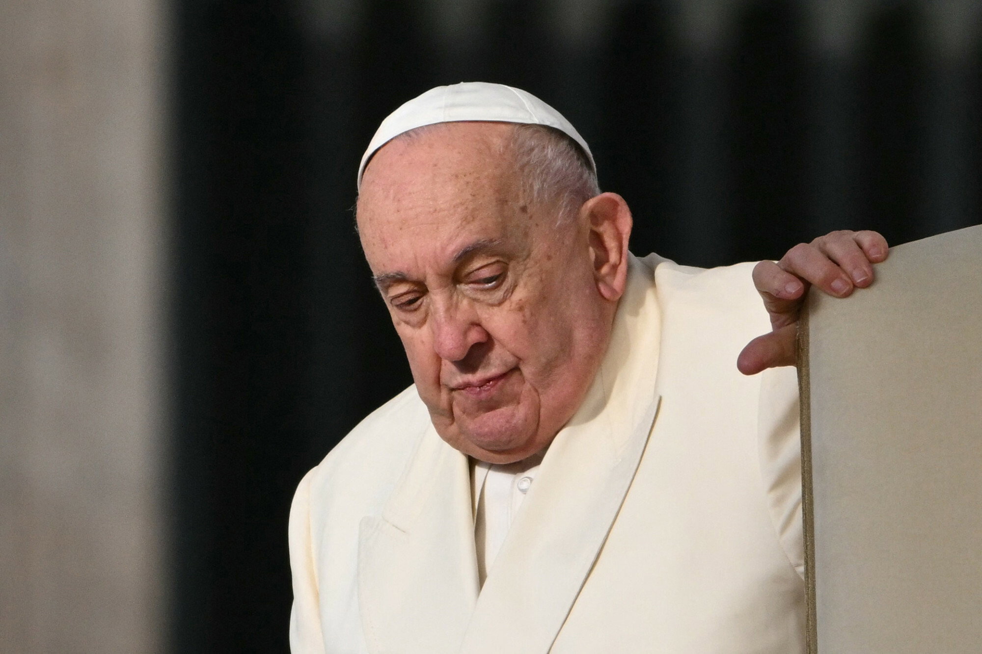 Papież Franciszek ma niewydolność nerek