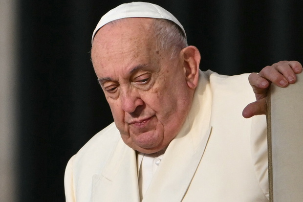 Papież Franciszek ma niewydolność nerek