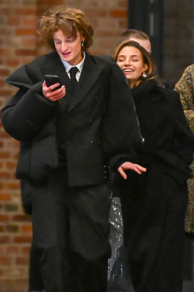 Julia Wieniawa i Kacper Kujawa przyłapani przez paparazzi