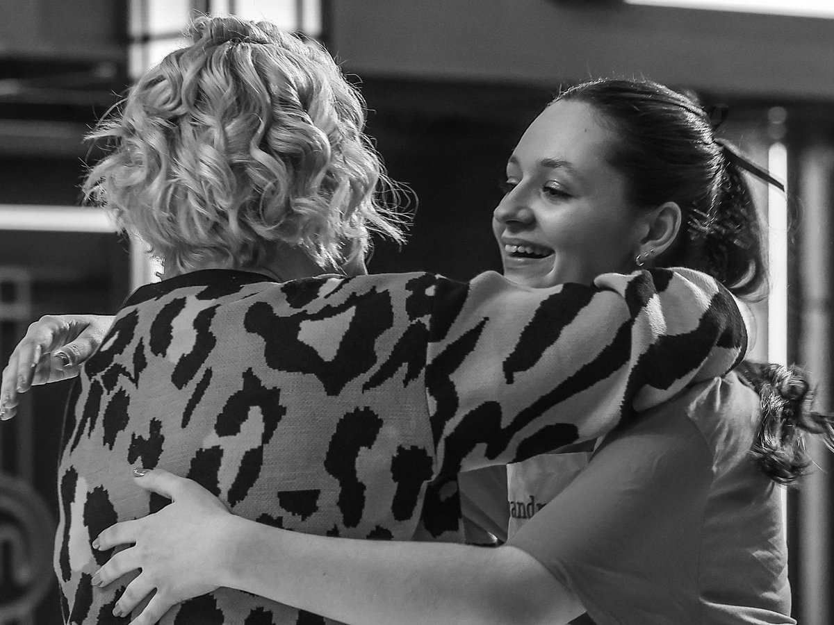 Dorota Szelągowsa żegna Aleksandrę Sopellę z MasterChefa Nastolatki