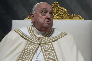 Co dzieje się z papieżem Franciszkiem?