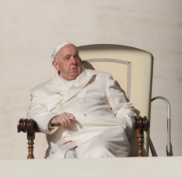 Papież Franciszek walczy z obustronnym zapaleniem płuc: najnowsze informacje o stanie zdrowia​