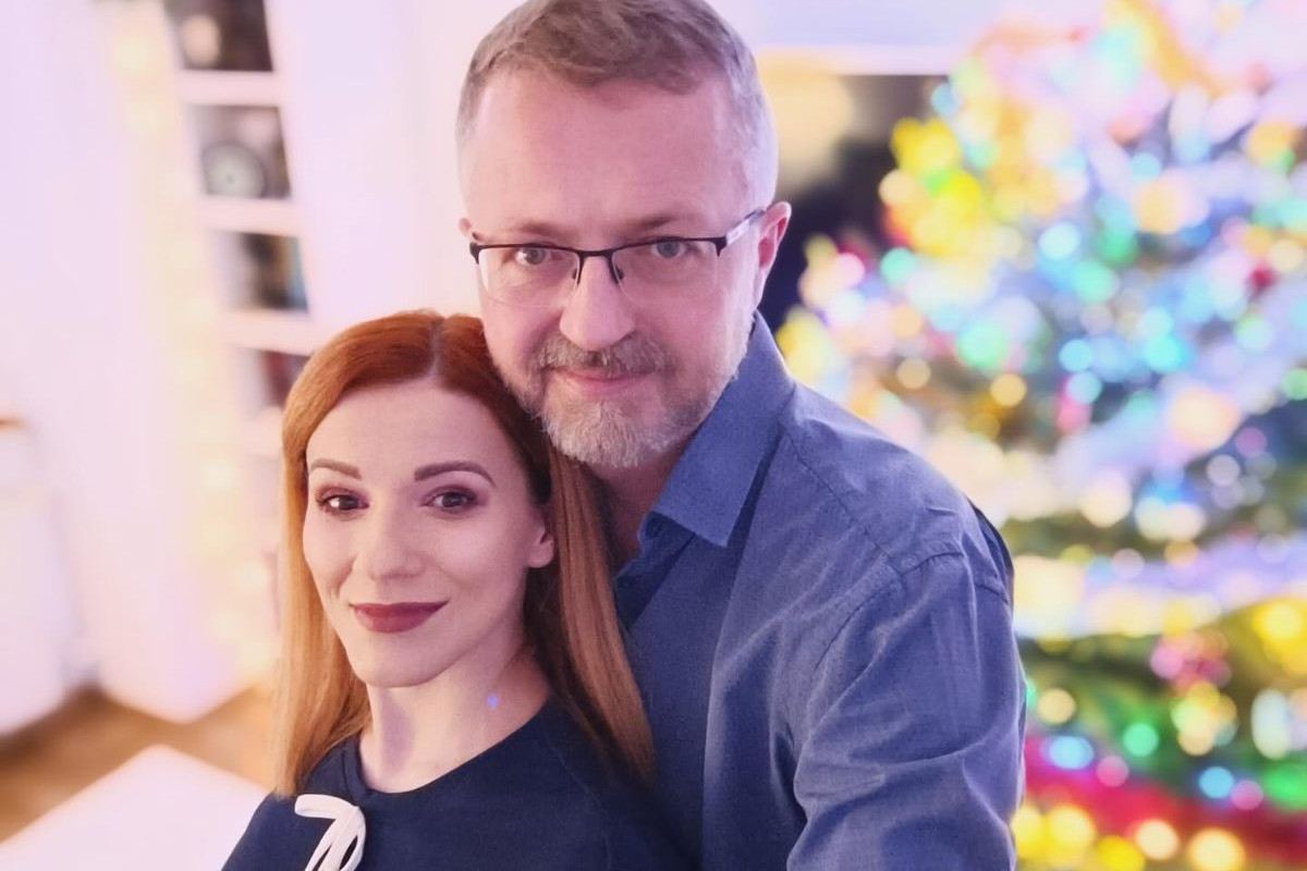 Kabaret Moralnego Niepokoju świętuje: Przemysław Borkowski został ojcem. Zdradził imię córki