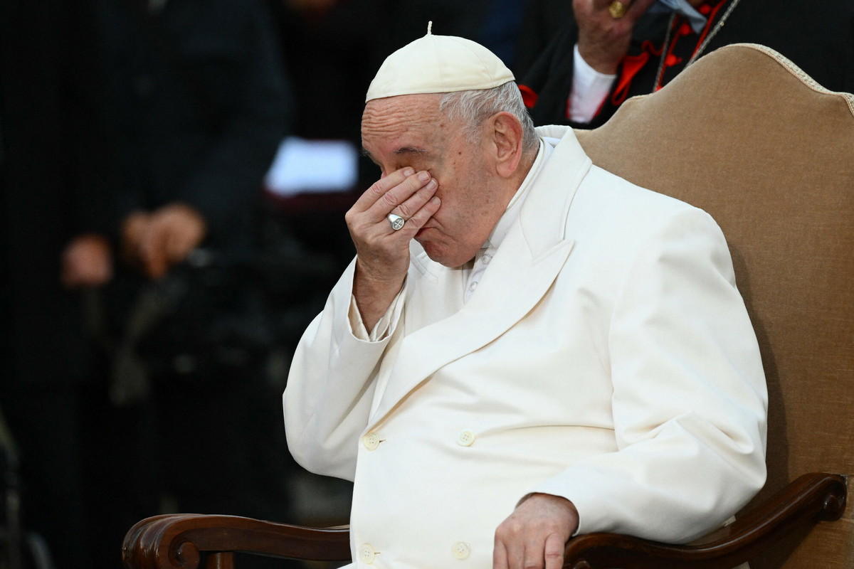 Papież Franciszek wraca do zdrowia po ciężkiej infekcji płuc
