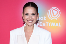 Nie kwiaty i pastele. Paulina Sykut-Jeżyna w ultramodnym topie na lato 2025. Upolowała go w H&M