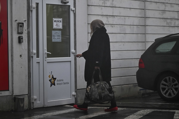 Grażyna Szapołowska przyłapana przez paparazzi.
