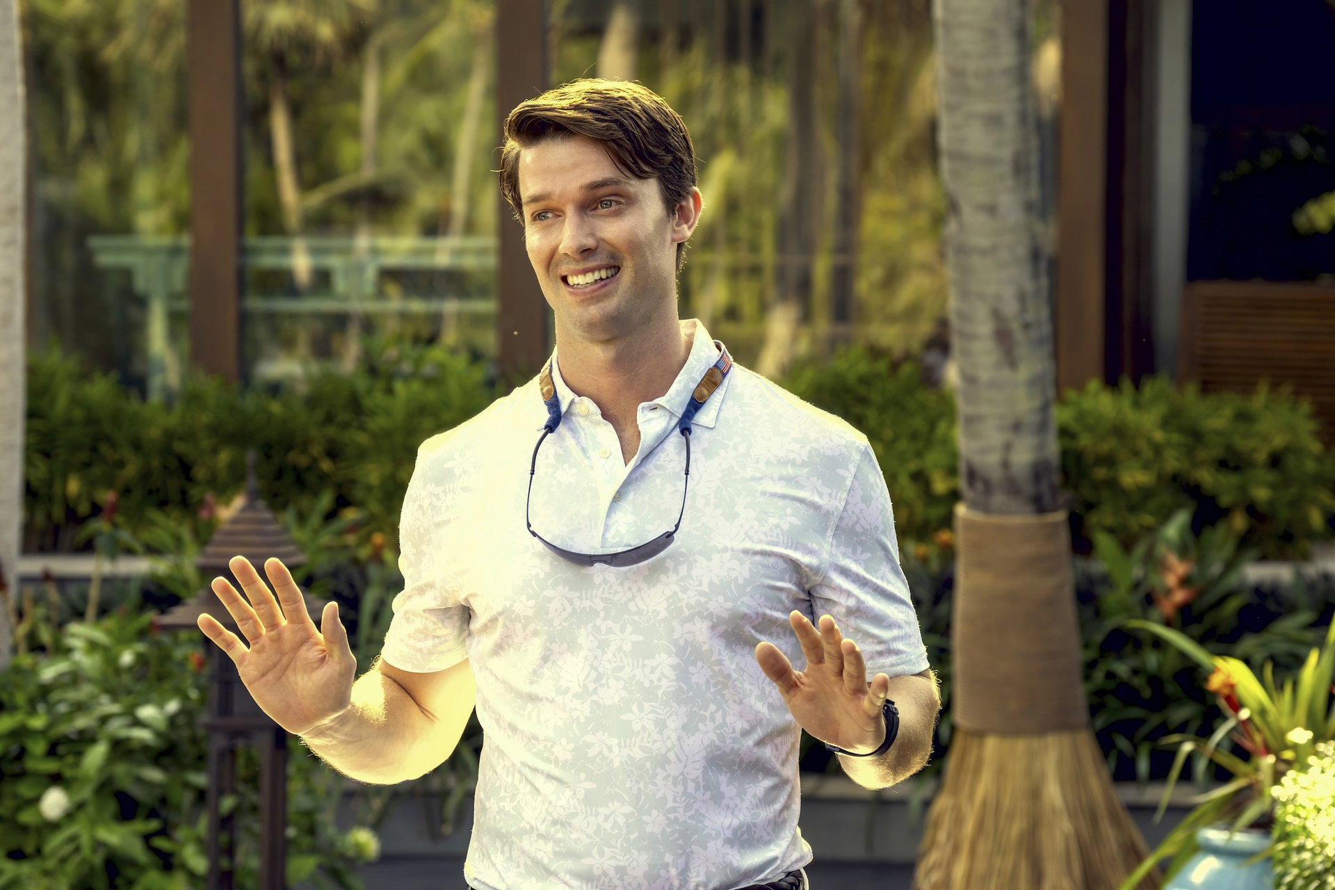 Szokująca scena w The White Lotus! Patrick Schwarzenegger na granicy wytrzymałości
