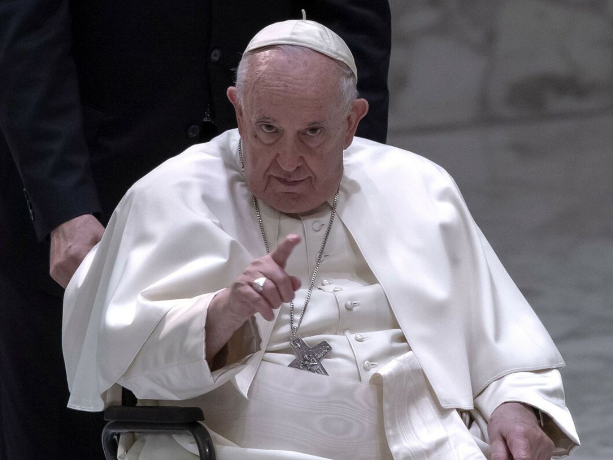 Papież Franciszek opuści szpital, choć nie wrócił do pełni zdrowia