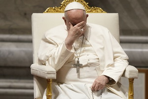 Papież Franciszek musi na nowo nauczyć się mówić