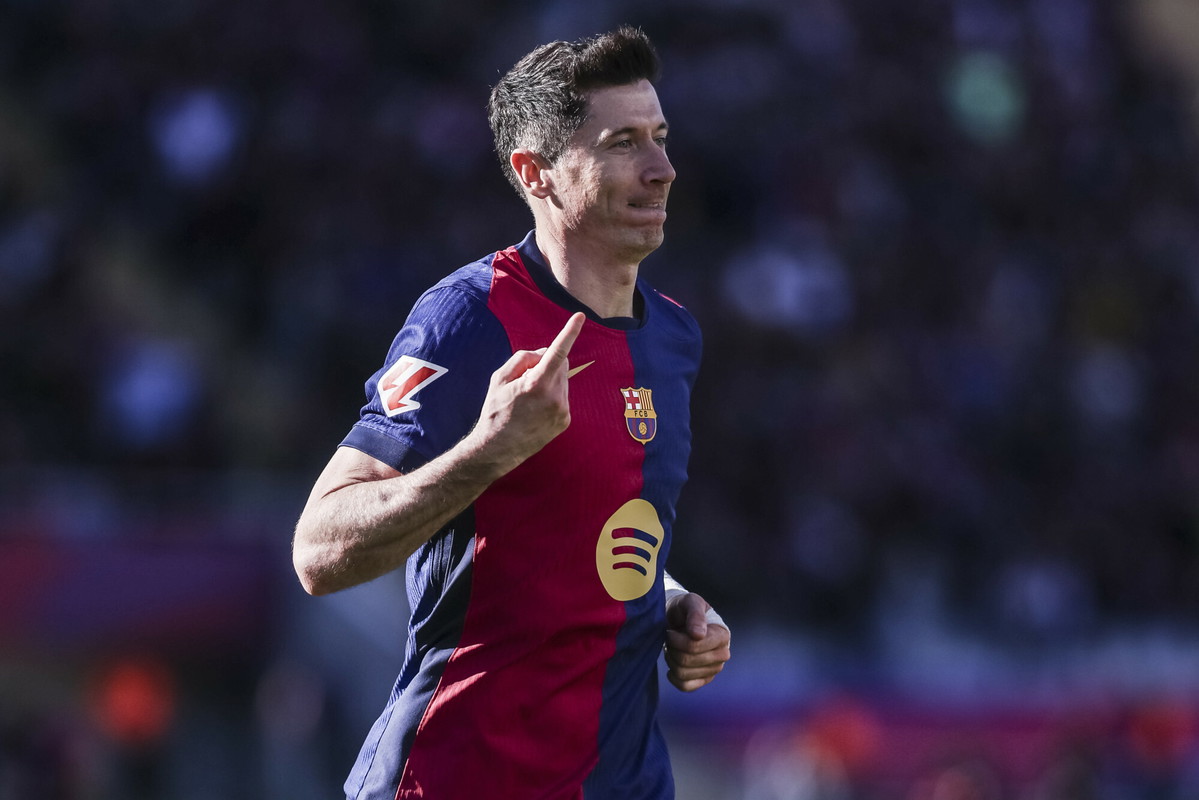 Robert Lewandowski znowu to zrobił. Hiszpanie mu tego nie zapomną