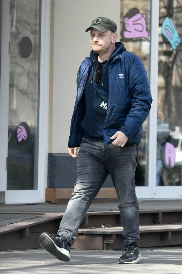 Bartosz Żukowski przyłapany przez paparazzi