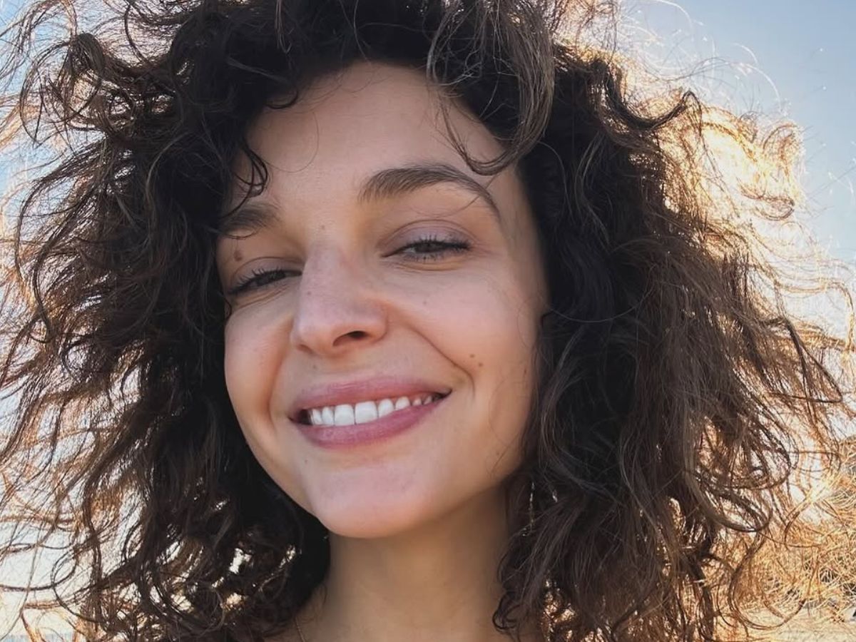 Maria Dębska w modnym płaszczu