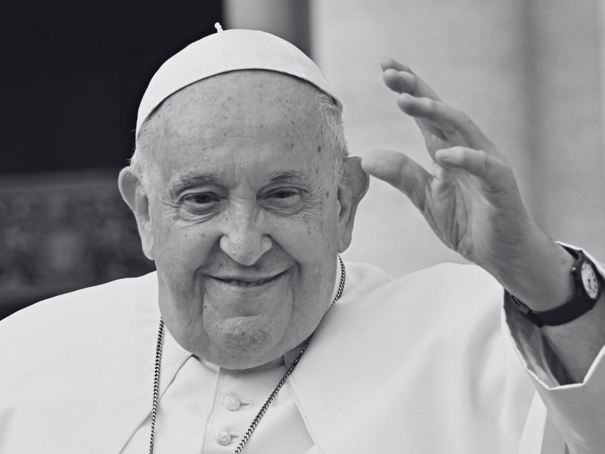 Papież Franciszek nie żyje, jeszcze wczoraj brał udział w uroczystościach