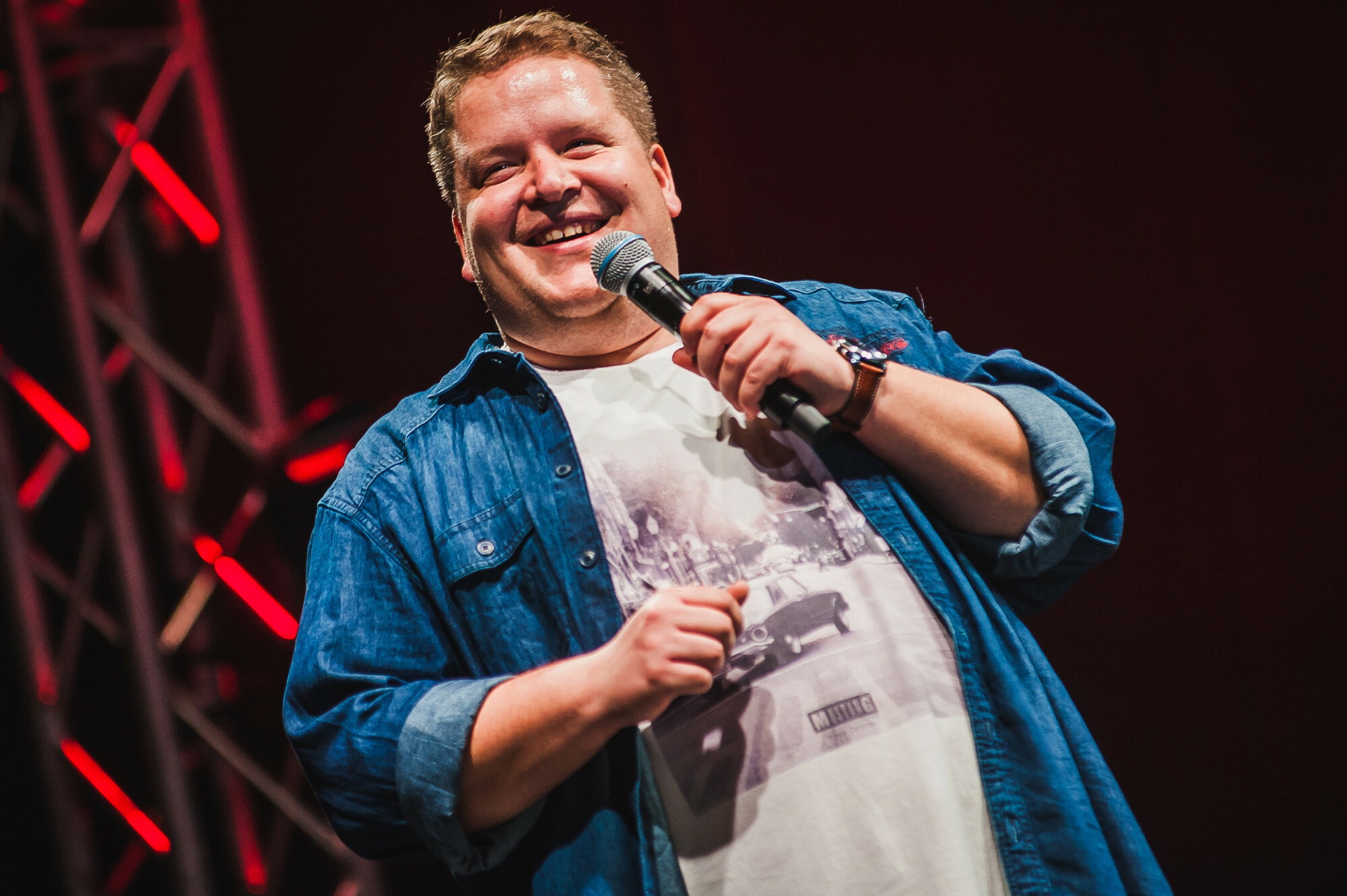 Znany komik przeszedł ogromną metamorfozę, zrzucił ponad 50 kg