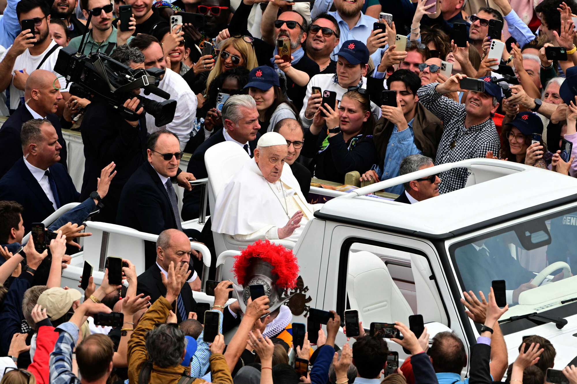 Syn polskiej gwiazdy spotkał papieża Franciszka dzień przed śmiercią: "Zdążył go pożegnać"