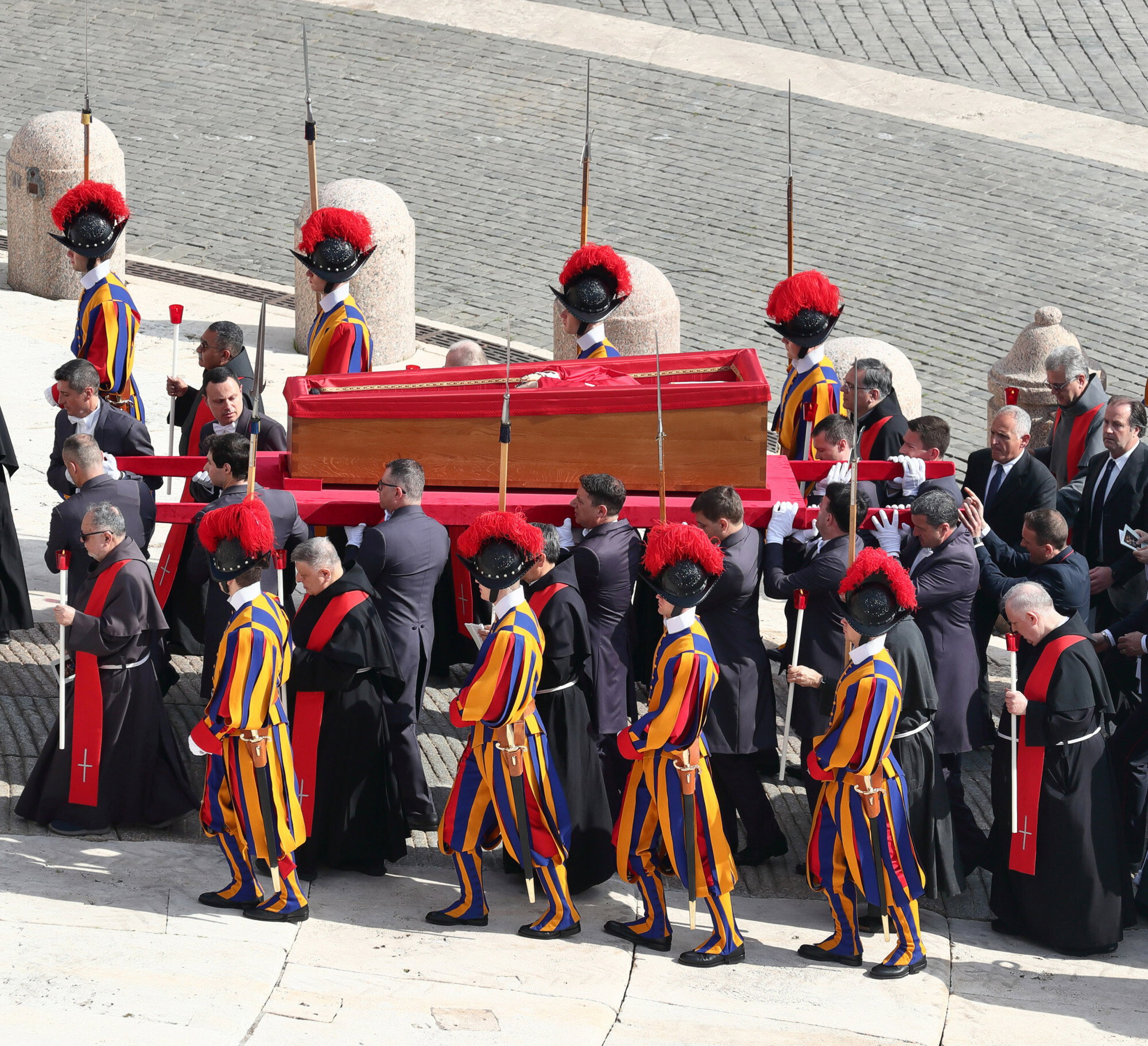 Papież Franciszek przed pogrzebem