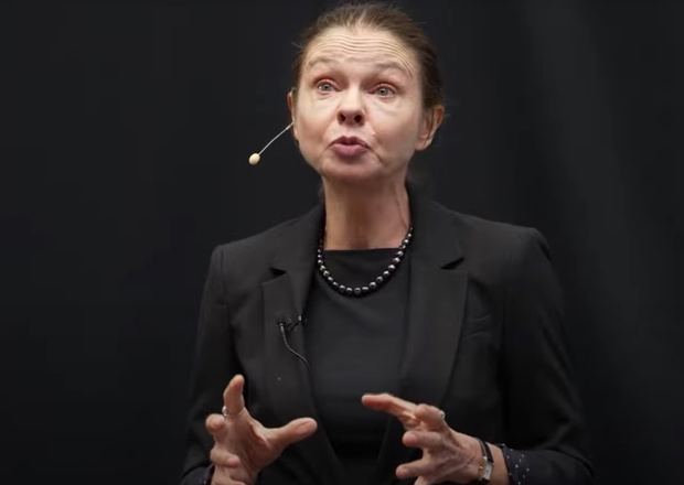 Monika Braun: od aktorki lat 80. do mistrzyni komunikacji – historia przemiany