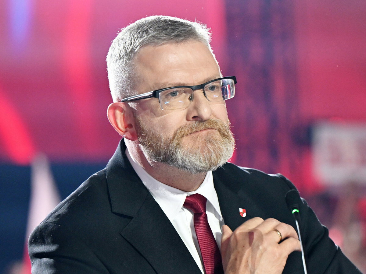 Zawiadomienie do prokuratury ws. Grzegorza Brauna po debacie prezydenckiej 2025