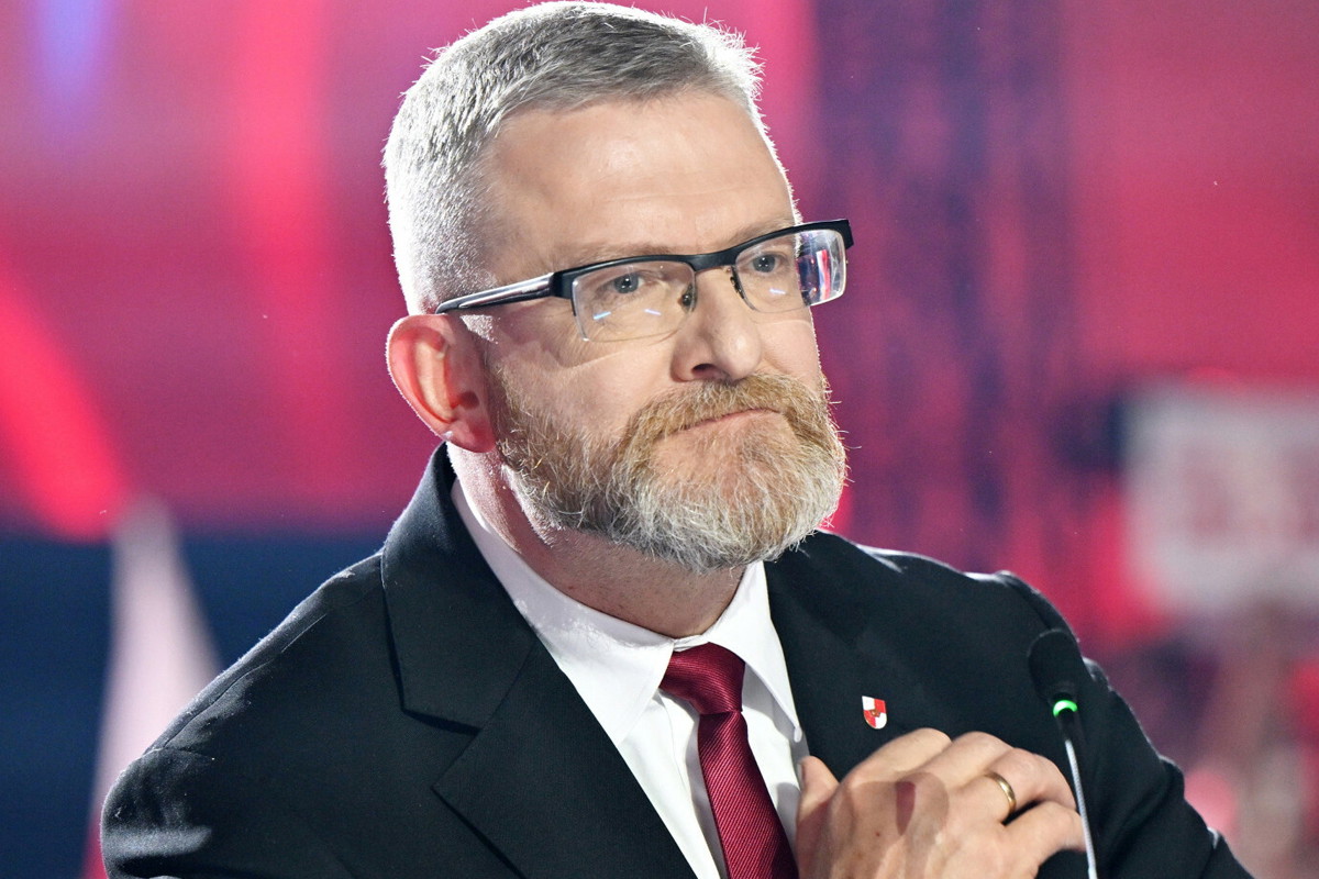 Zawiadomienie do prokuratury ws. Grzegorza Brauna po debacie prezydenckiej 2025