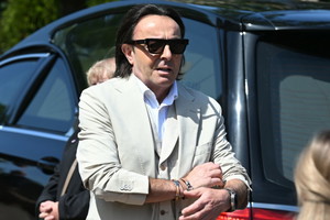Michel Moran na pogrzebie Tomasza Jakubiaka. Uwagę zwraca jedno