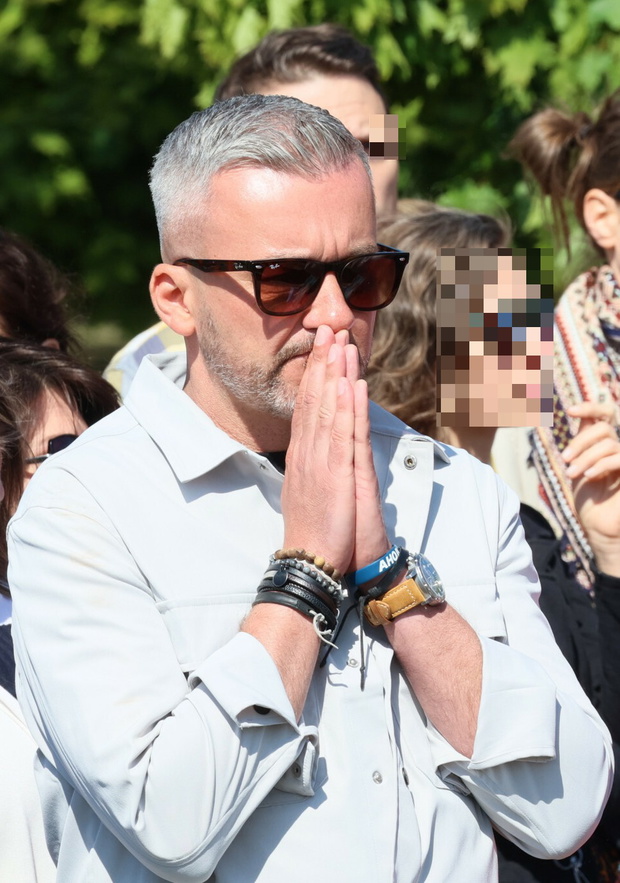 Krzysztof Skórzyński na pogrzebie Tomasza Jakubiaka