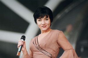 Shazza na festiwalu w Opolu w 2001 roku