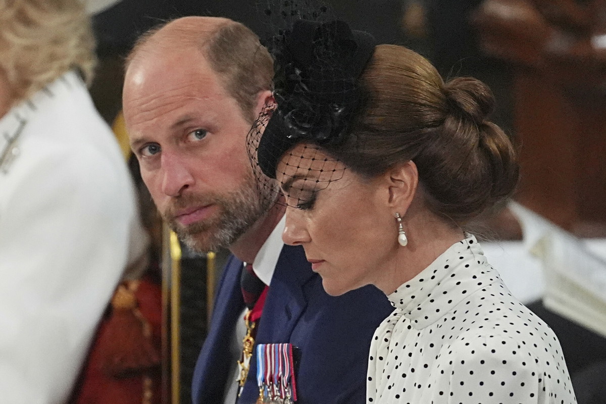 Książę William i księżna Kate przerywają wakacje, by wyrazić współczucie po tragedii w Liverpoolu