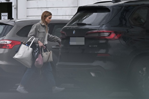 Agnieszka Kaczorowska przyłapana przez paparazzi