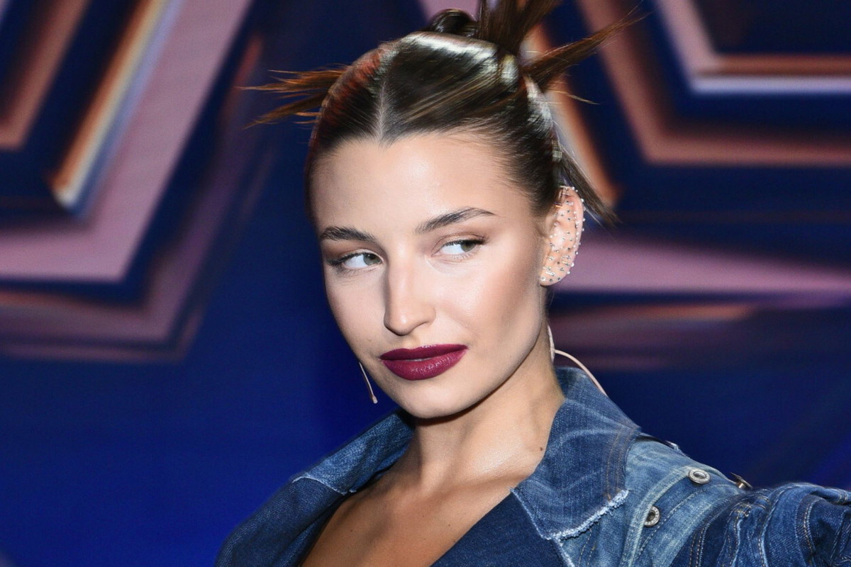 Julia Wieniawa w dżinsowym total look