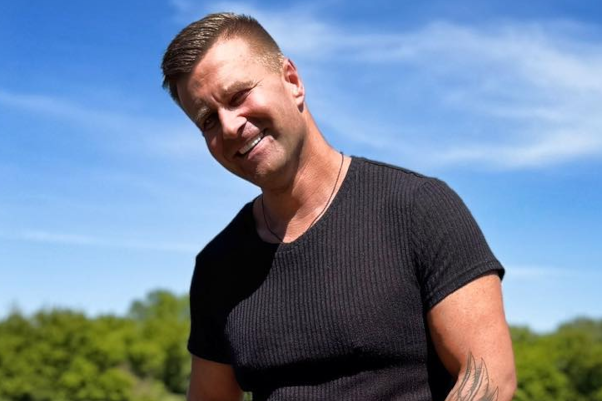 Gwiazdor disco polo poinformował o rozwodzie. Zwrócił się do byłej żony i jej nowego partnera