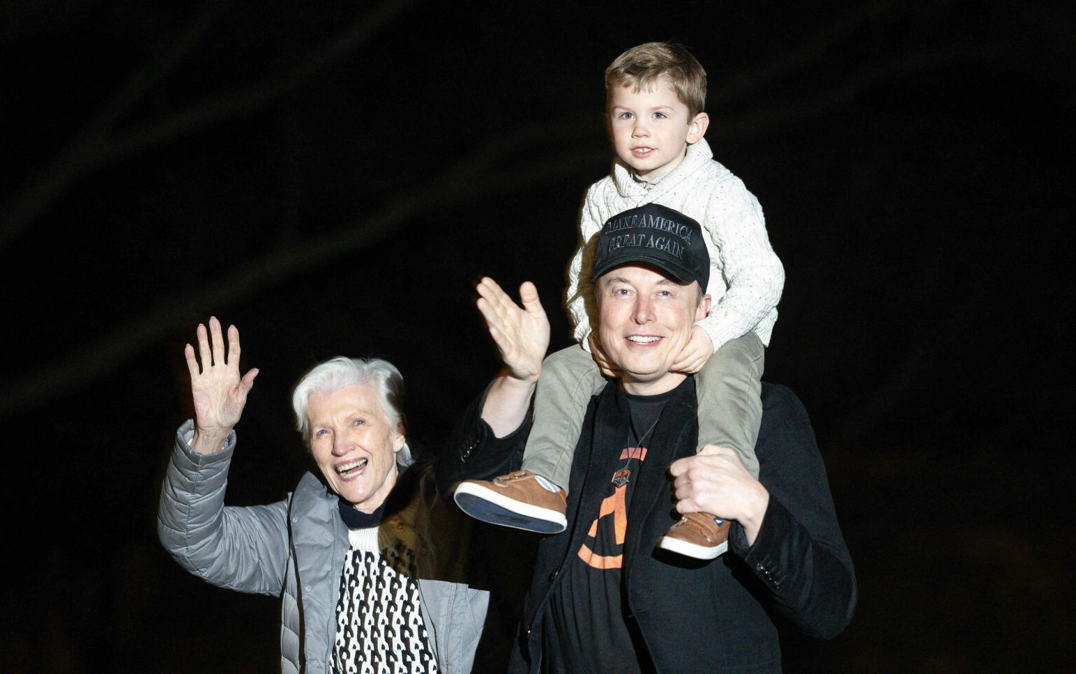 Szokujące wyznanie Maye Musk: "Śpię w garażu u Elona!"