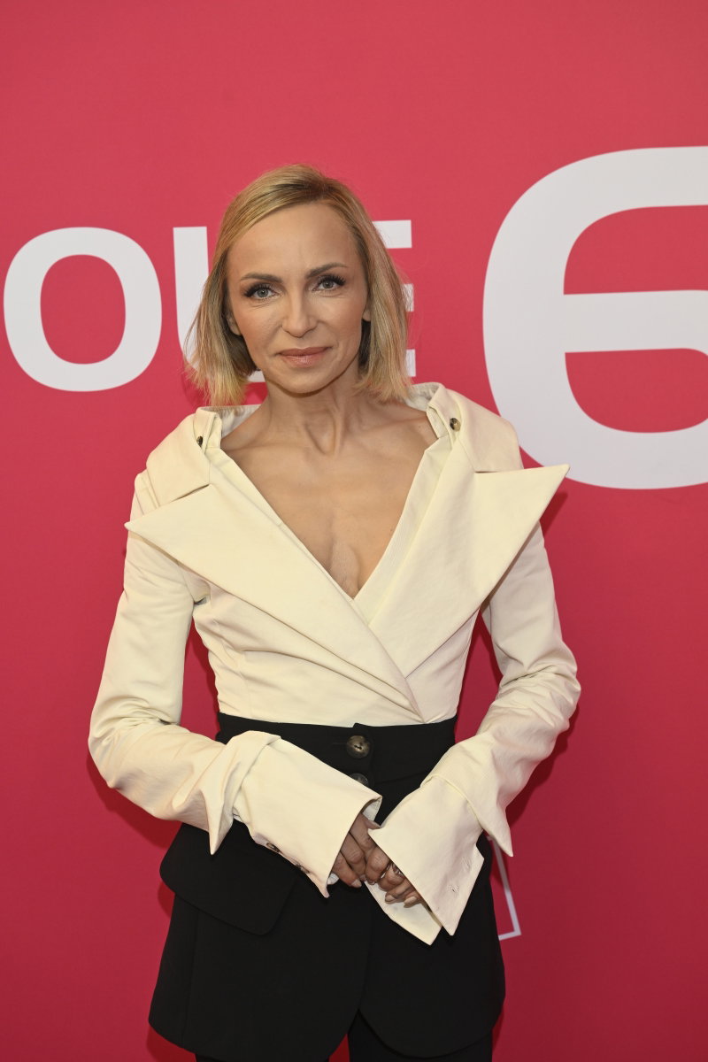 Anna Wyszkoni wraca na scenę! Zjawiskowa stylizacja i wielki występ w Opolu 2025