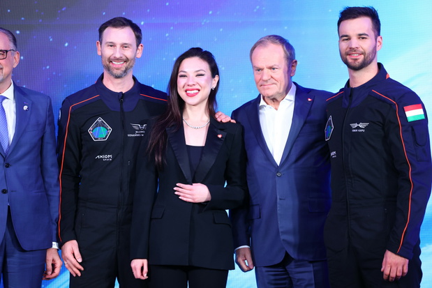 Slawosz Uznanski-Wisniewski, Aleksandra Uznanska-Wisniewska, Donald Tusk, Tibor Kapu << Mniej headline Spotkanie z załogą misji kosmicznej Ax-4 created date 2025-02-05 credit Tomasz Jastrzebowski/REPORTER source Tomasz Jastrzebowski/REPORTER byline 
