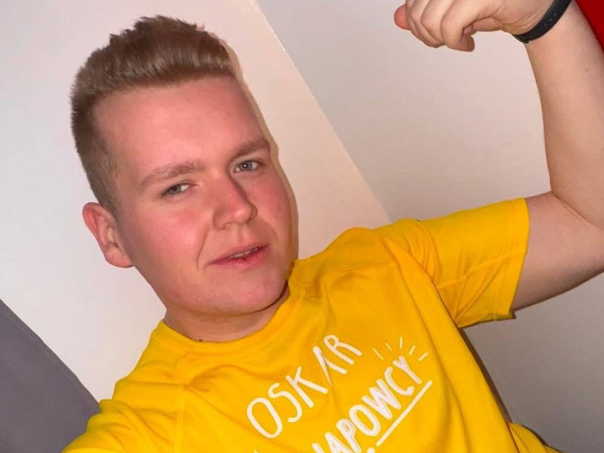 Oskar z Kanapowców pokazał nową fryzurę