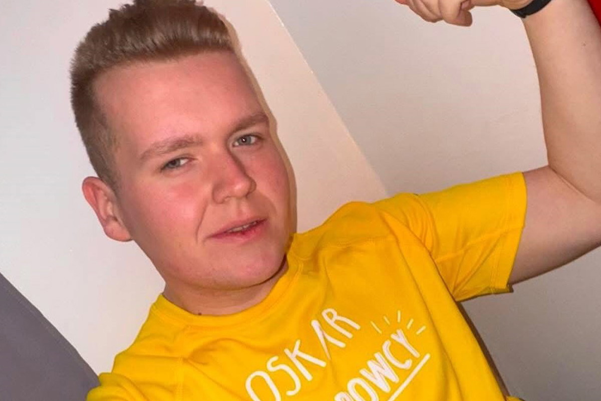 Oskar z Kanapowców pokazał nową fryzurę