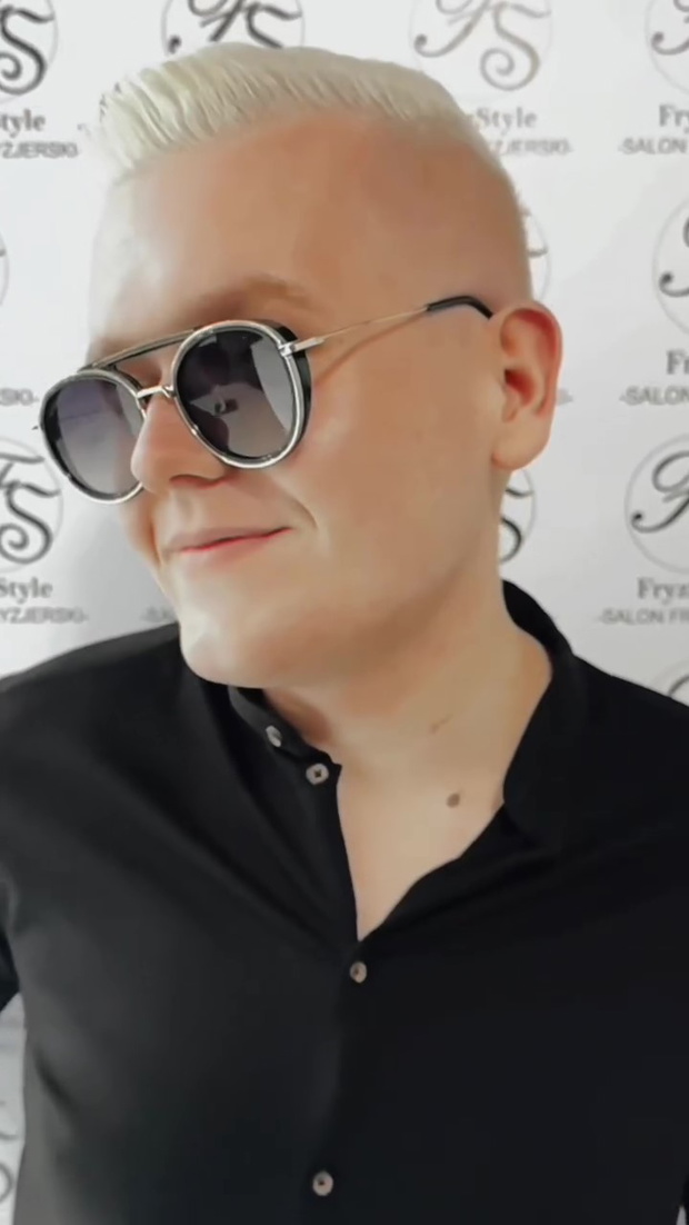 Oskar z Kanapowców pokazał nową fryzurę
