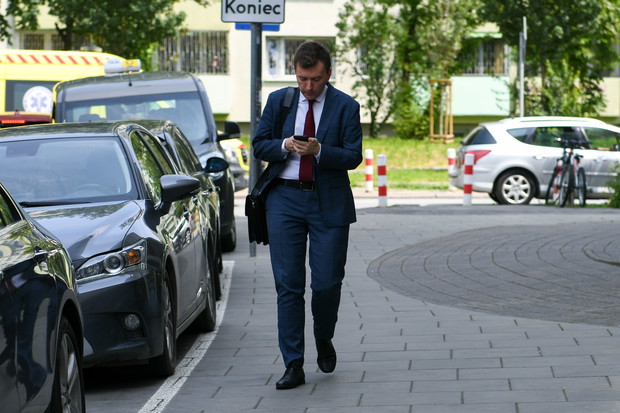 Łukasz Schreiber idzie do sądu