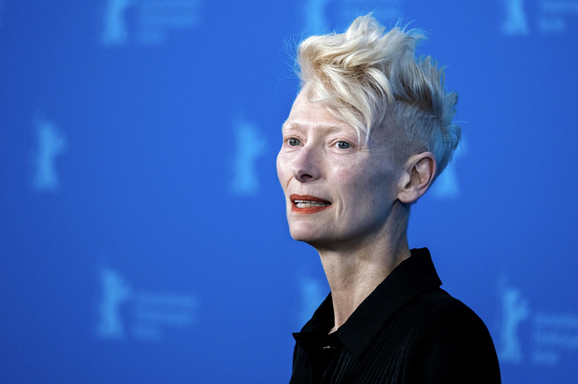 Tilda Swinton na Marszu Równości w Poznaniu! Wielkie wsparcie dla społeczności LGBTQ+