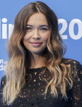 Sandra Kubicka w czarnym ażurowym komplecie