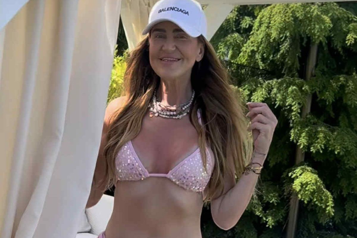 Odmieniona Agnieszka Kotońska prezentuje swoje wdzięki w skąpym bikini