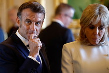 Brigitte Macron zignorowała męża na oczach całego świata – niezręczna scena w Londynie