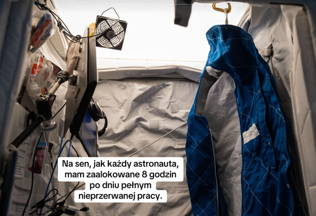 Tak śpi Sławosz Uznański-Wiśniewski w Kosmosie